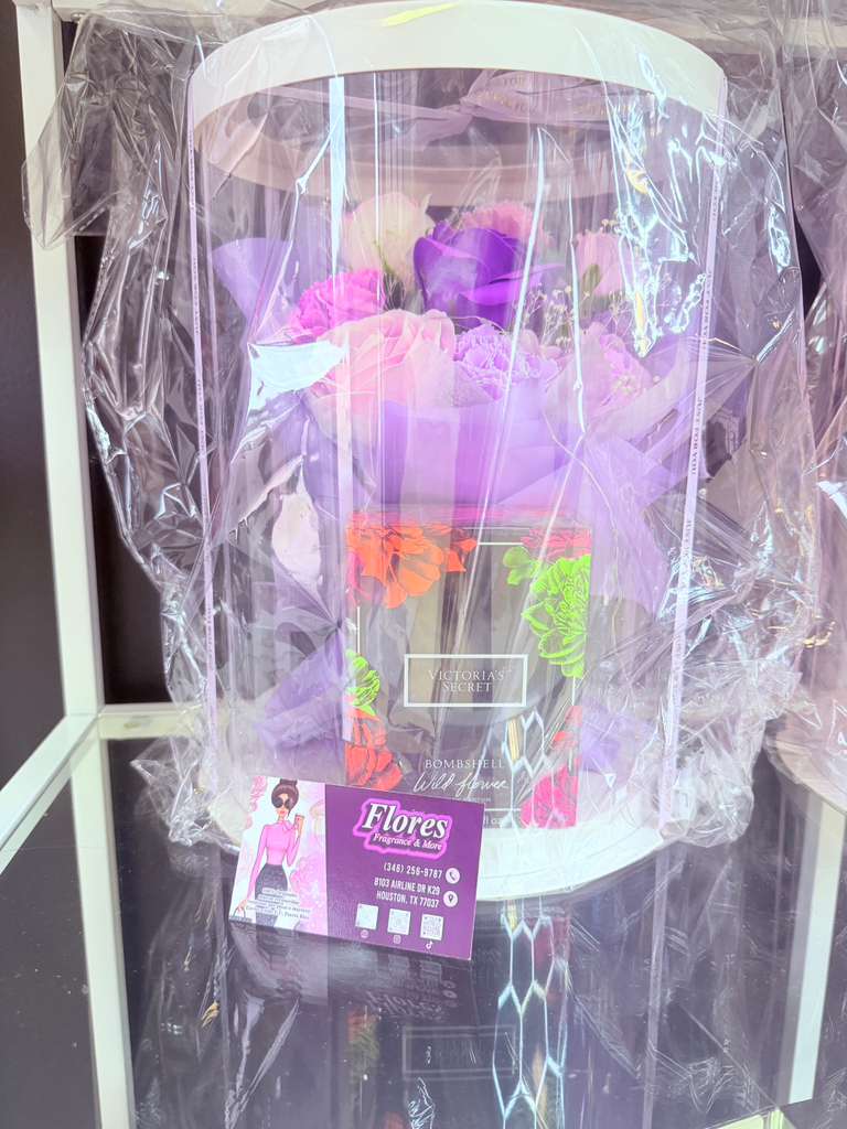 ARREGLO FLORAL MORADO VICTORIA SECRET BOMBSHELL WILL FLOWER