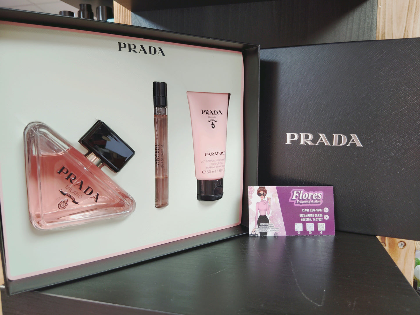 SET PRADA